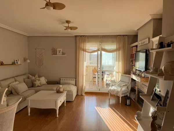 Dúplex en Montesol - Mejostilla - Foto 1