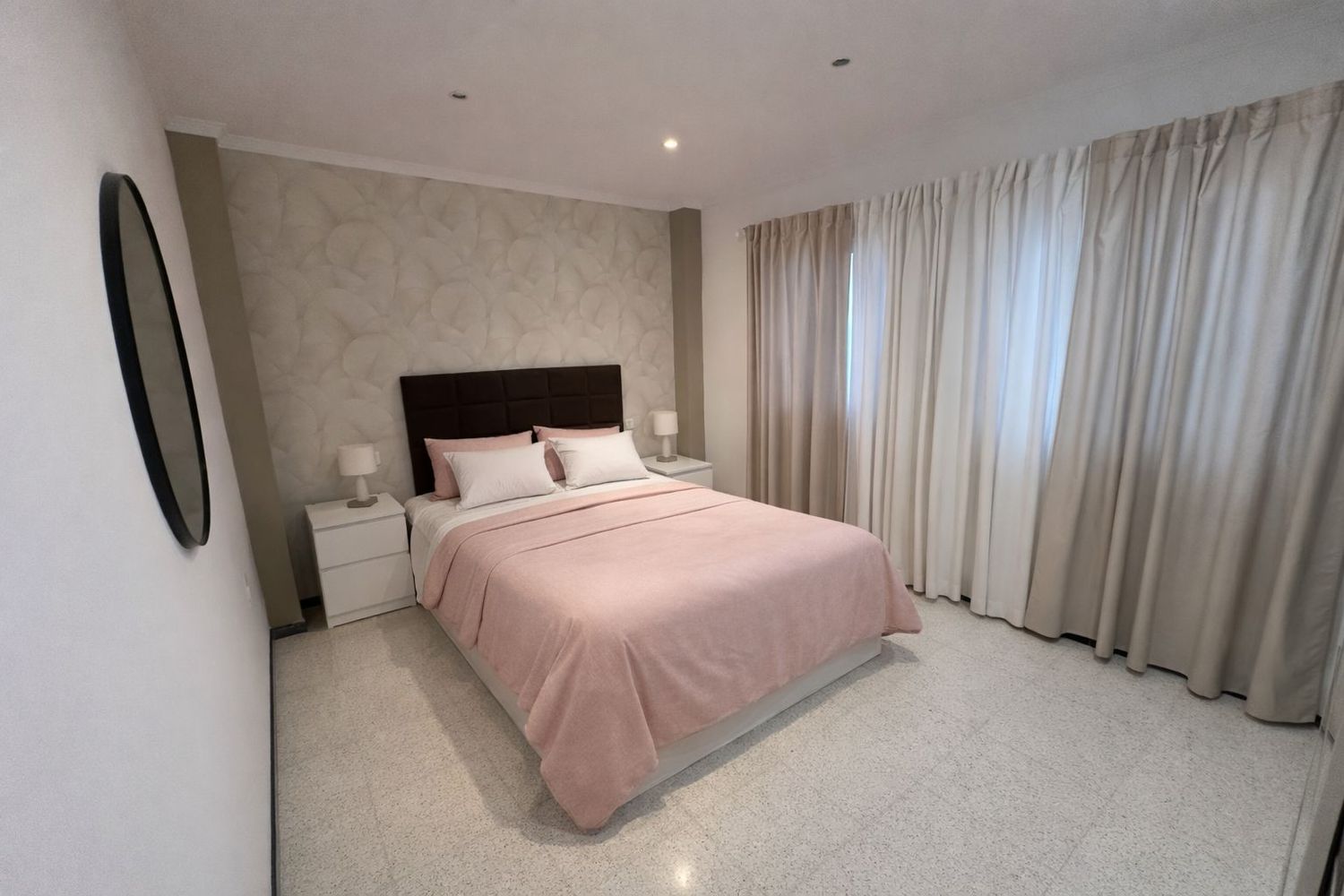 Piso en calle Bernardo de la Torre, 33 - Foto 1