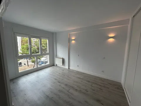 Piso en calle de Pedro Teixeira, 10