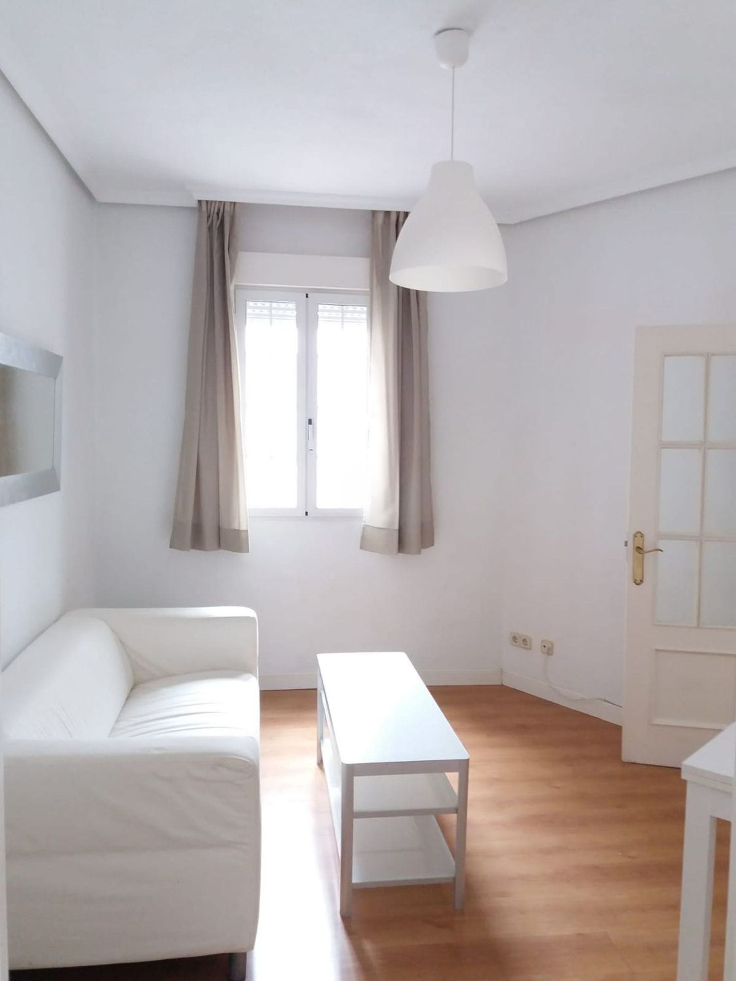 Piso en calle de Andrés Mellado, 11