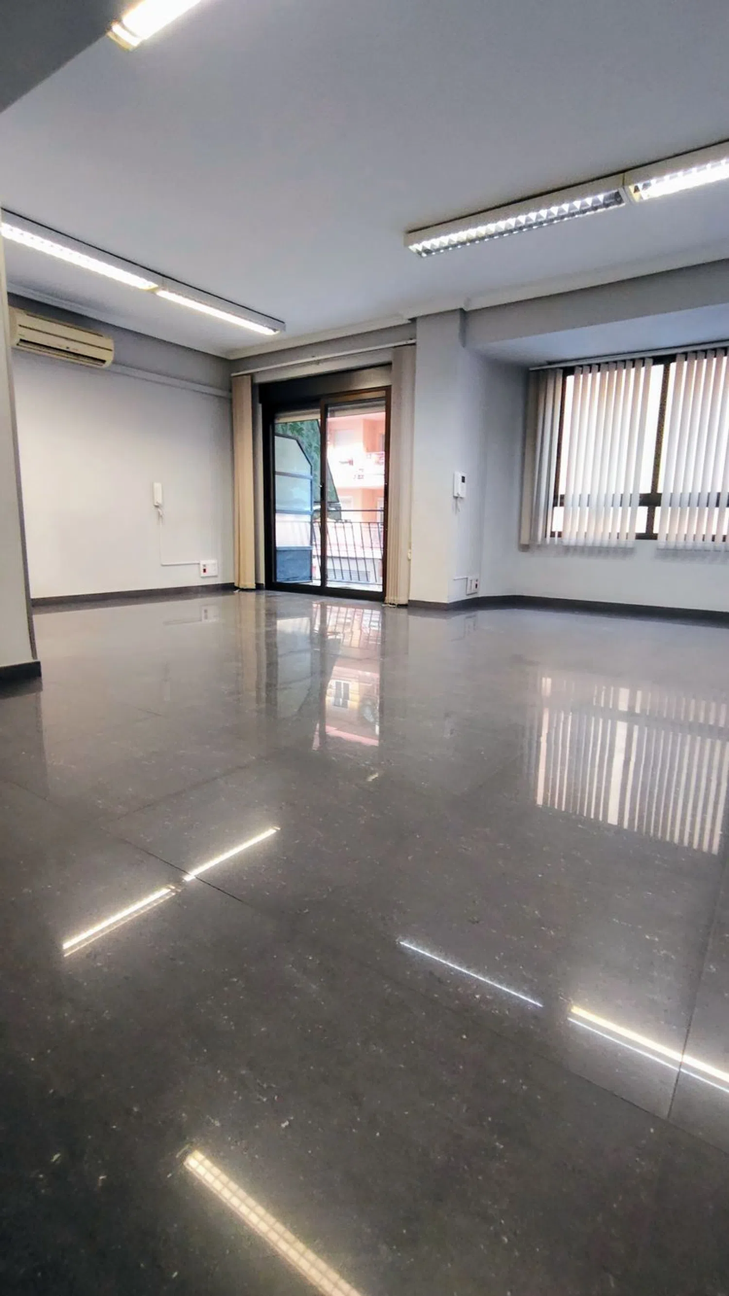 Piso en calle de Lluís Oliag, 15 - Foto 2