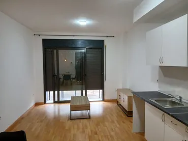 Piso en  Carrer de Mossèn Josep Moncau 42 - Foto 2