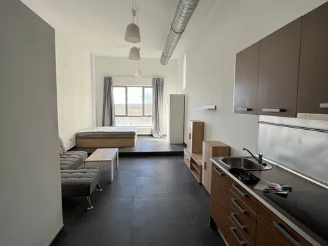 Estudio en calle de Francisco Aritio, 166