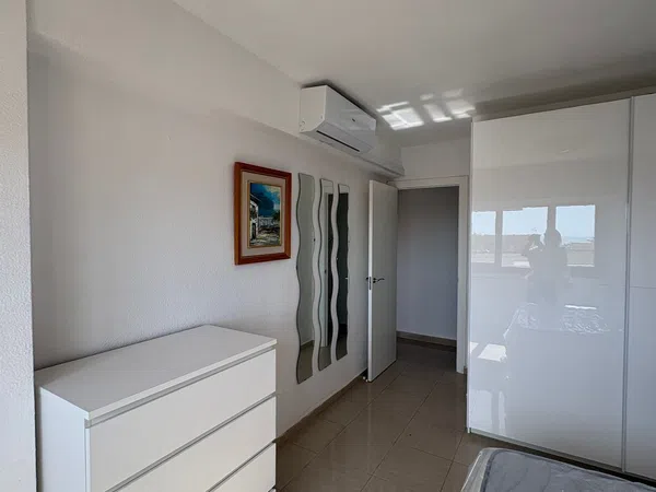 Piso en Alameda de Colón - Foto 5