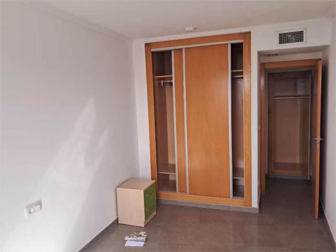 Piso en Juan Carlos I - Foto 4