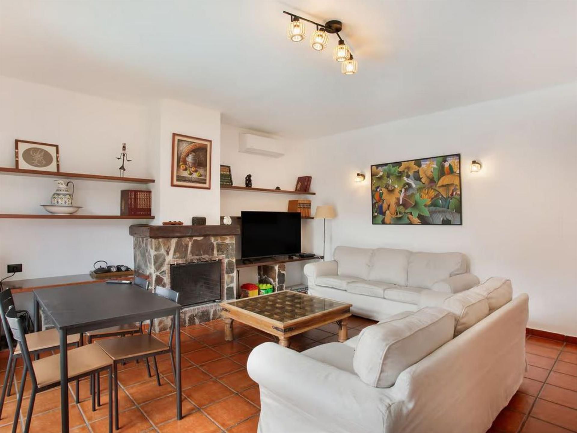 Casa adosada en  Avenida de Tamaragua 73 - Foto 6