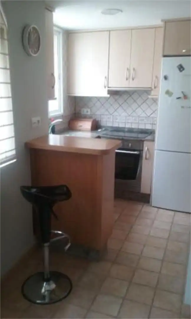 Piso en Almansa - Foto 2