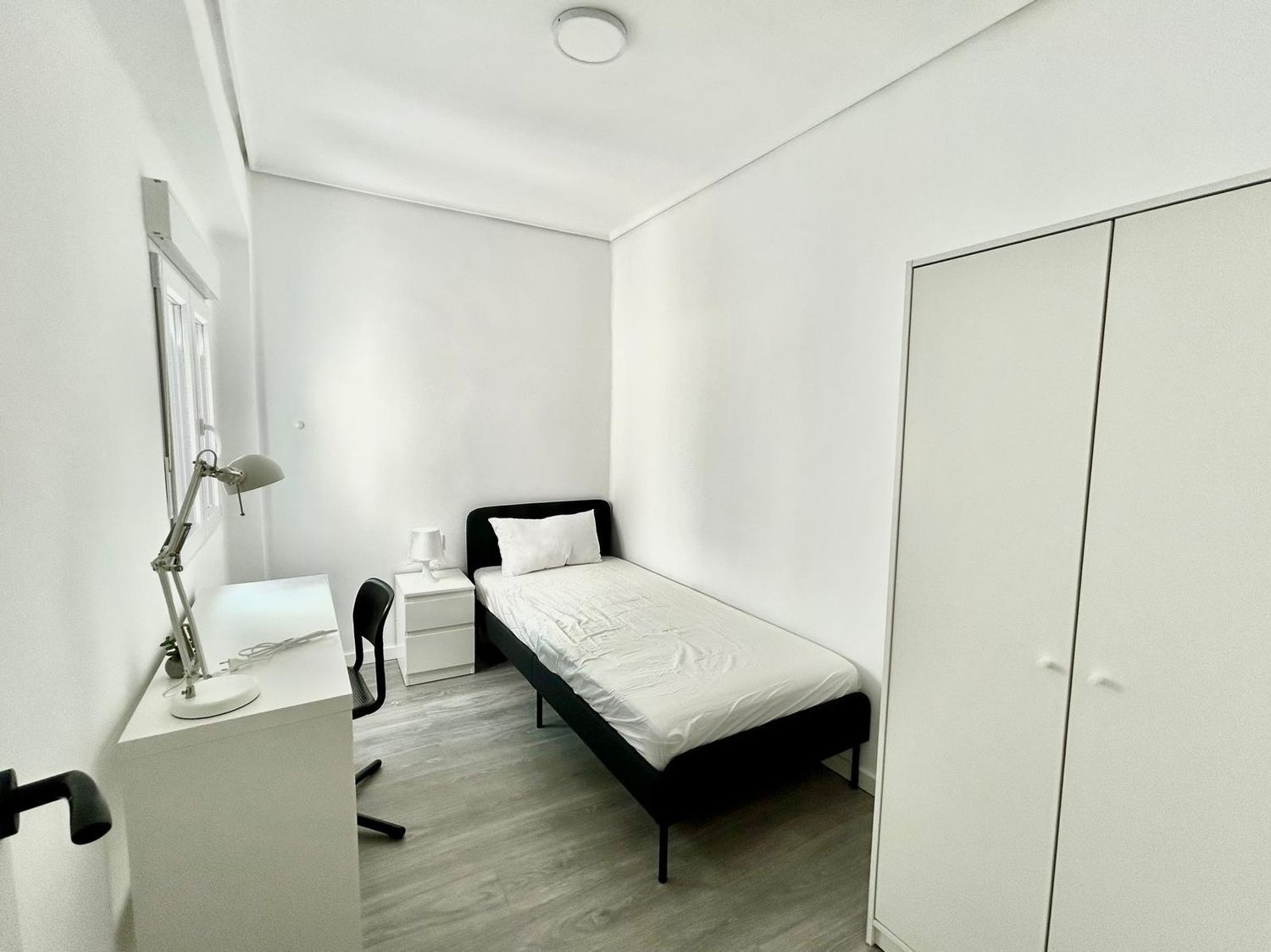 Piso en Calle de Sanz de Bremond, 3, Zona Plaza Illes Columbretes - Foto 7