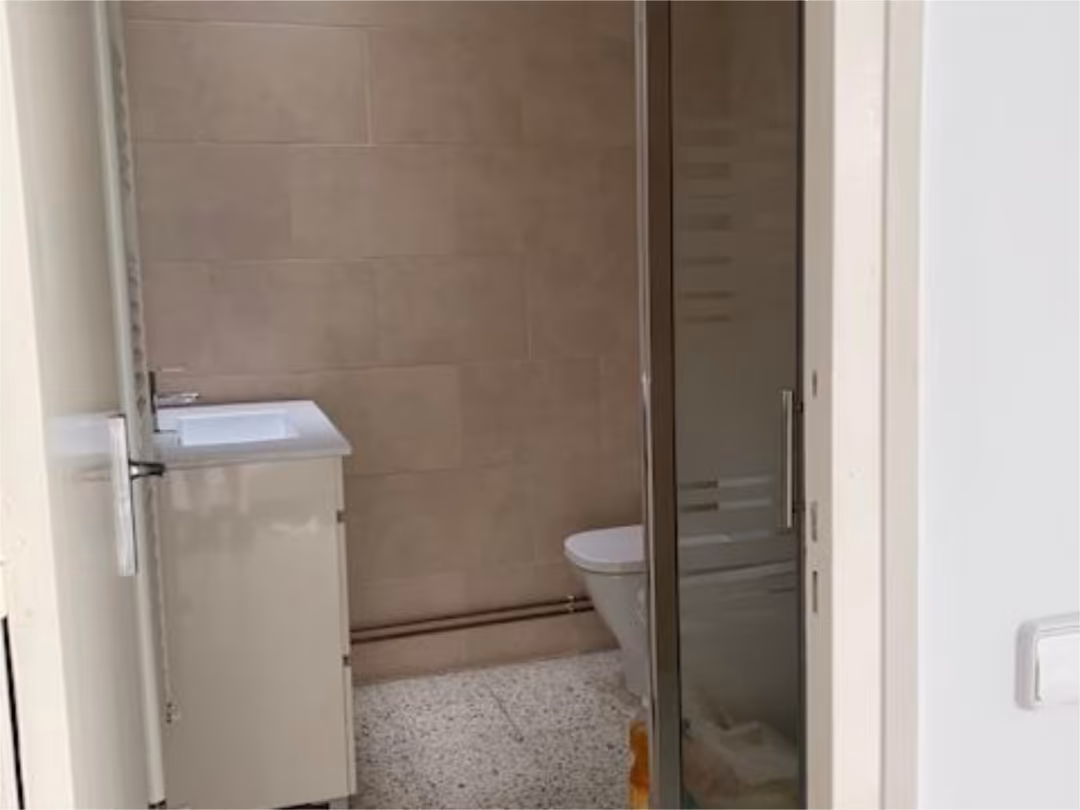 Piso en  Carrer de Miquel Servet 21 - Foto 4