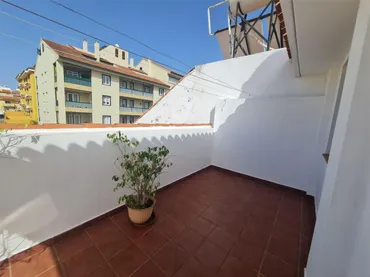 Casa adosada en  Calle Leonor Monteverde 11 - Foto 4