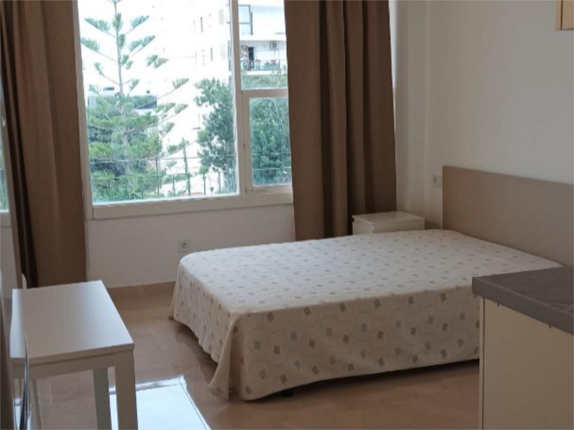 Estudio en  Calle Dina Moore Bowden 15 - Foto 1