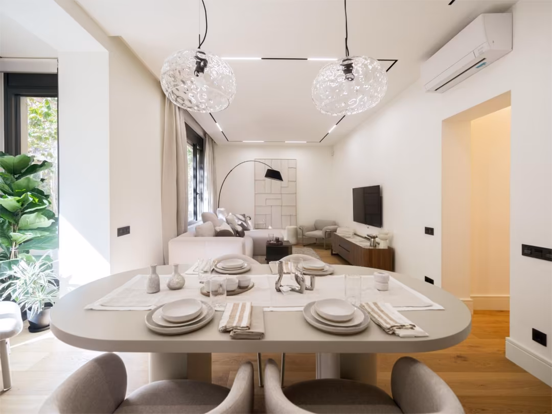 Piso en  Carrer de Roger de Llúria 124 - Foto 6