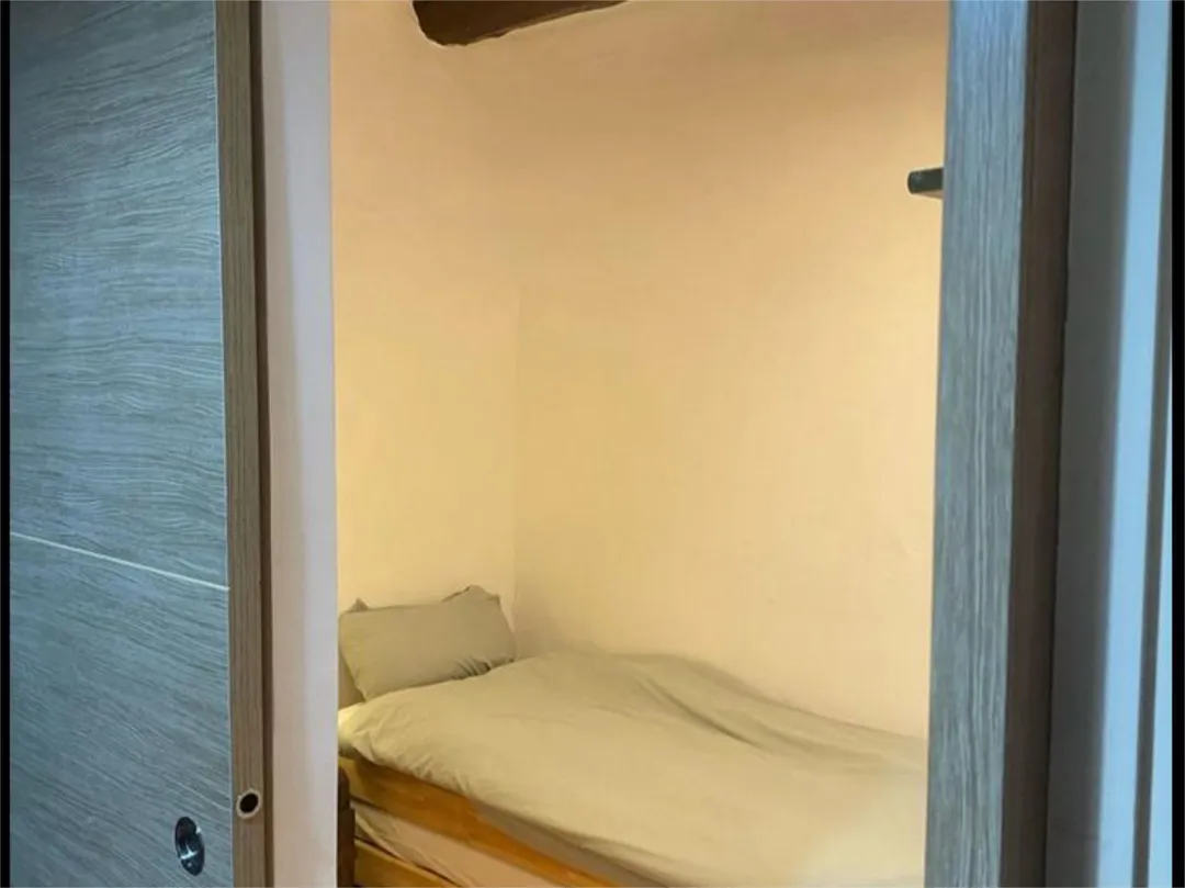 Piso en  Carrer de Sant Pere Mitjà 57 - Foto 5