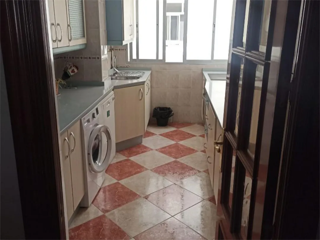 Piso en  Calle Martínez de la Rosa 94 - Foto 8