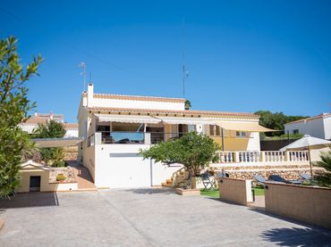 Chalet en  Carrer Llevant de Punta Prima 6 - Foto 2