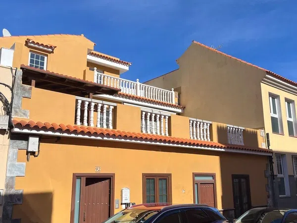 Chalet adosado en Calle la Longuera, 92 - Foto 2