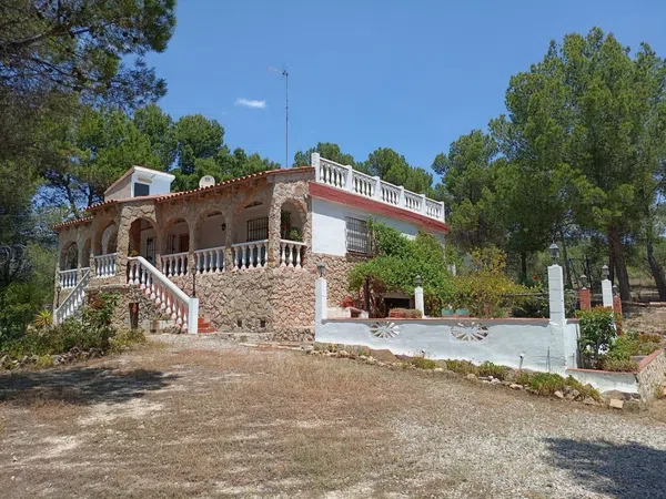 Casa o chalet independiente en Via Sin Nombre s/n - Foto 1