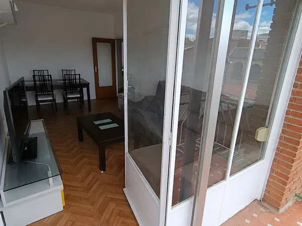 Piso en Avenida Guardia Civil, 1 - Foto 2