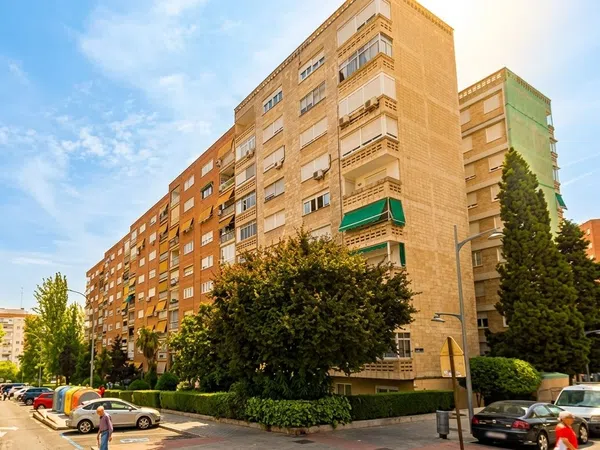 Piso en calle Sierra de Albarracín, 1 - Foto 1