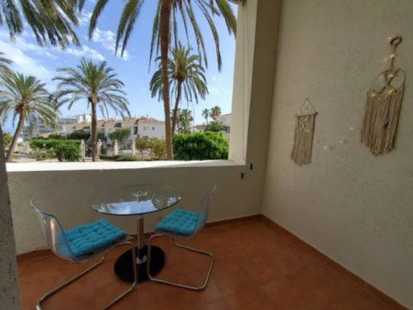 Estudio en avenida del Parque, 1 - Foto 1