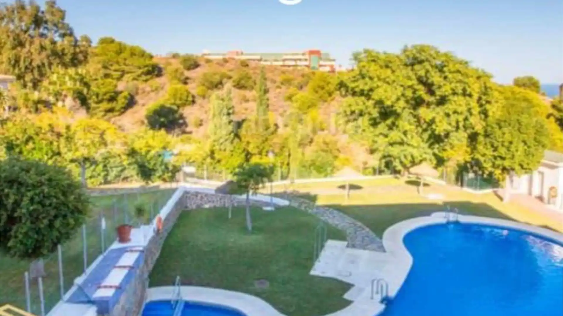 Piso en calle Avenida del Sol 197 - Foto 1