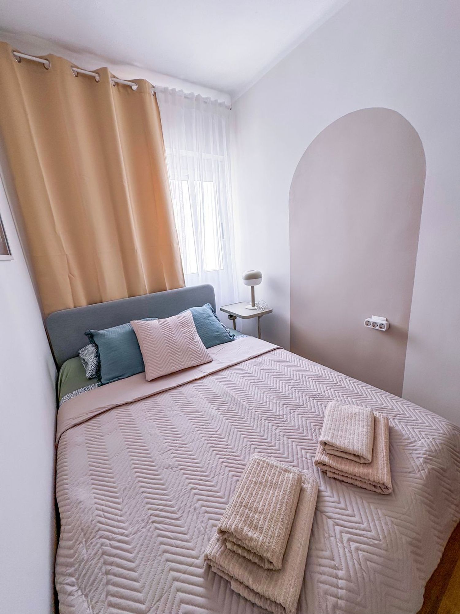 Estudio en calle del Mestre Valls, 25 - Foto 2