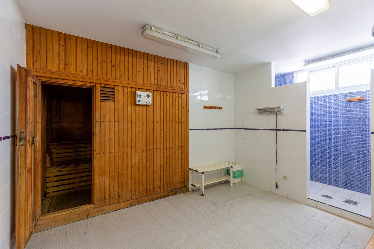 Chalet pareado en Barrio Club de Golf - Foto 35