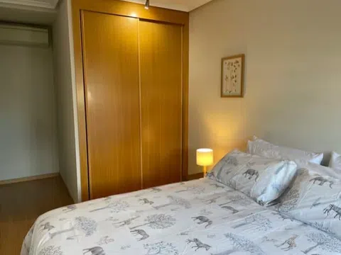 Piso en calle de Grecia, 6