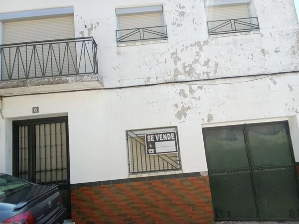 Casa de pueblo en Calle Ramón y Cajal, 6 - Foto 1