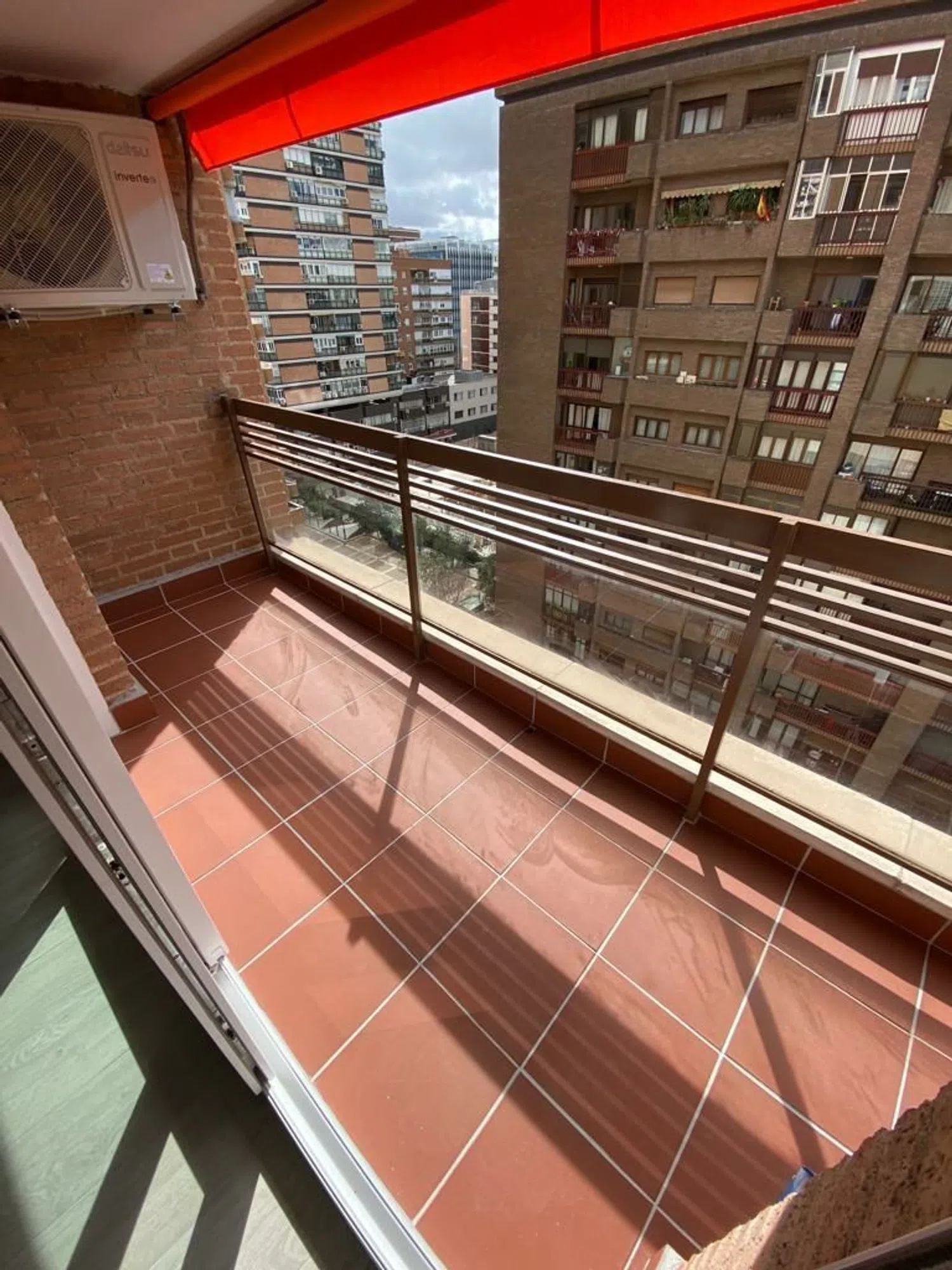 Piso en calle de la Infanta Mercedes, 96 - Foto 1