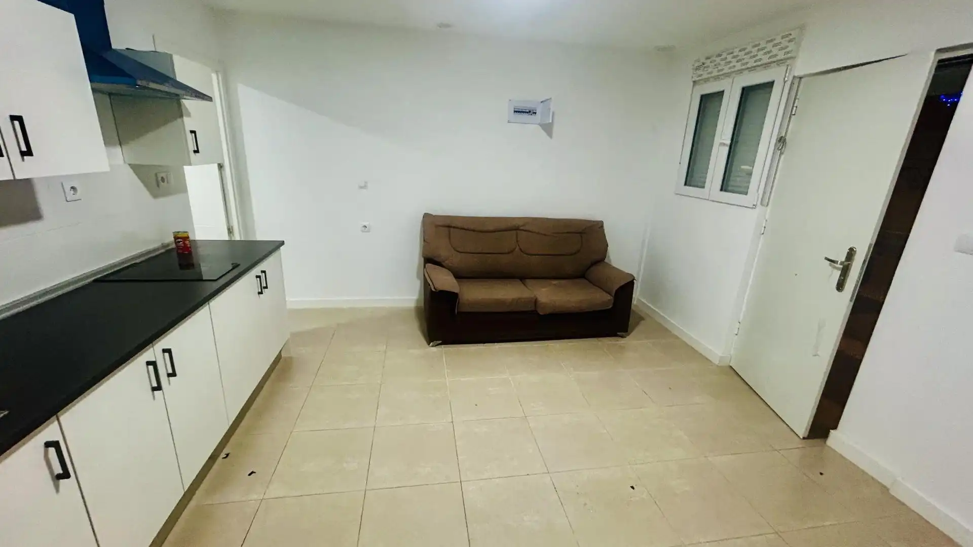 Piso en  Carrer Esperidion Porta Requesens 72a - Foto 1