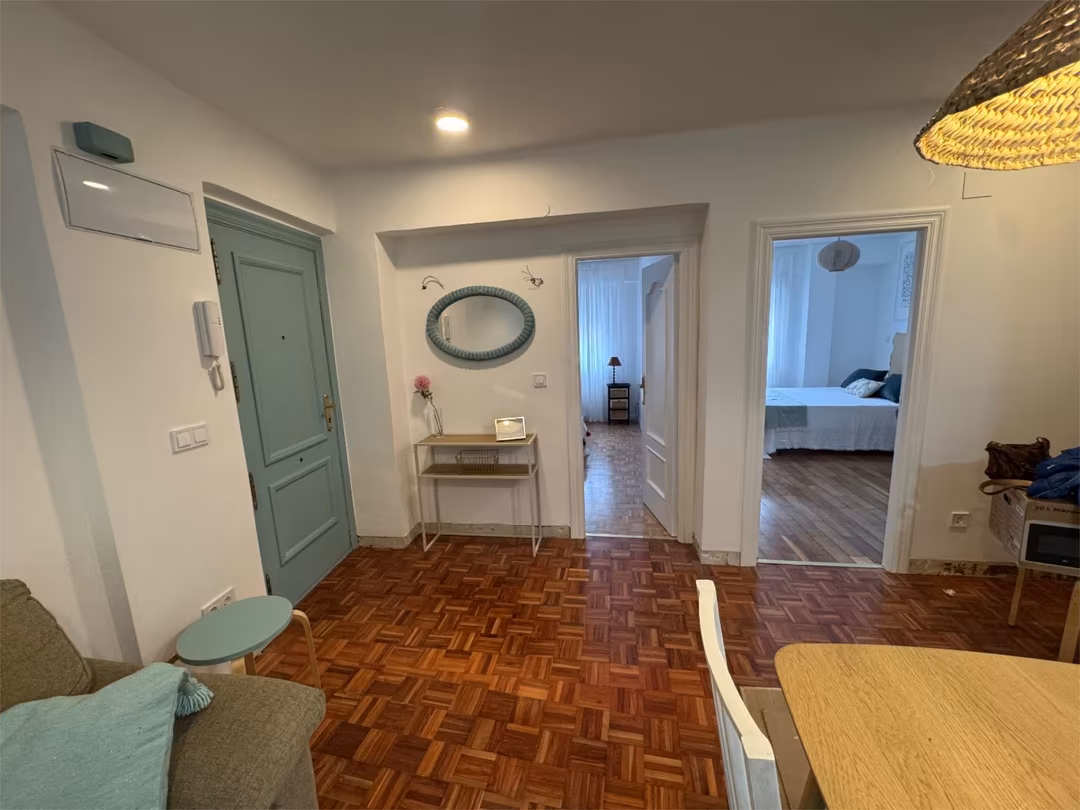 Piso en  Calle Camilo Alonso Vega 10 - Foto 2