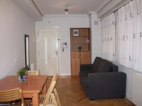 Piso en calle Maestro Guerrero, 8