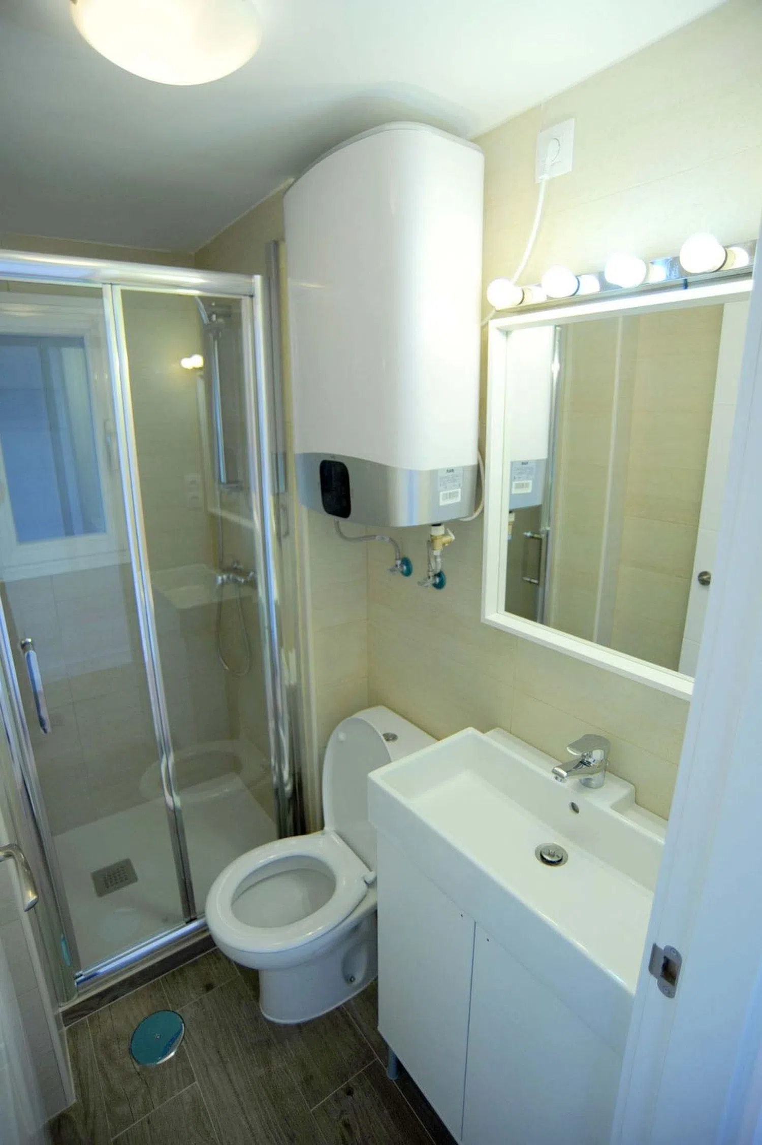 Piso en calle Castillo de Oropesa, 33 - Foto 6