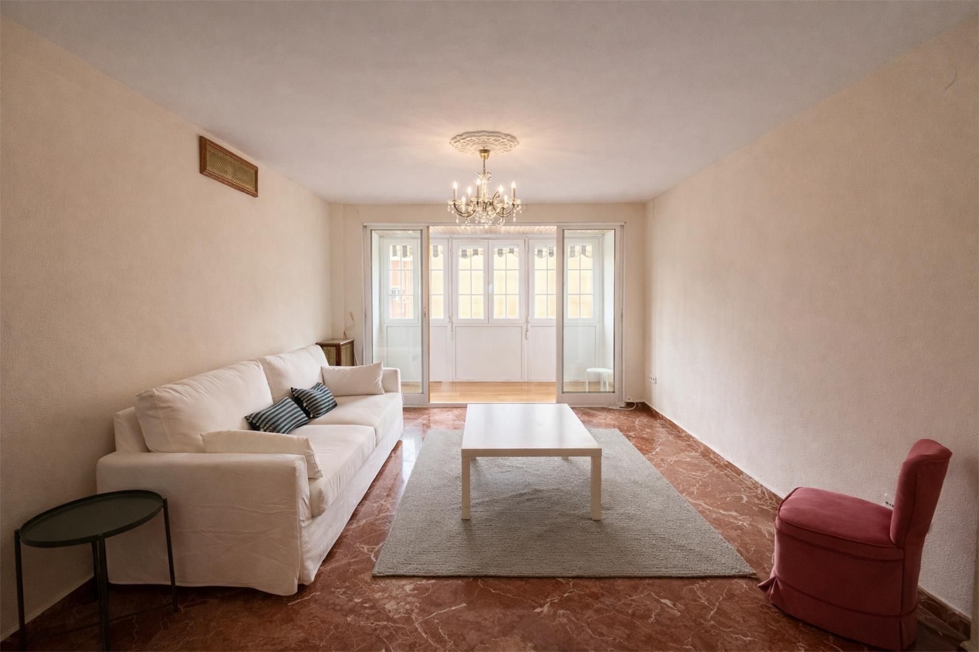 Piso en  Avenida de la Reina Mercedes 27 - Foto 10