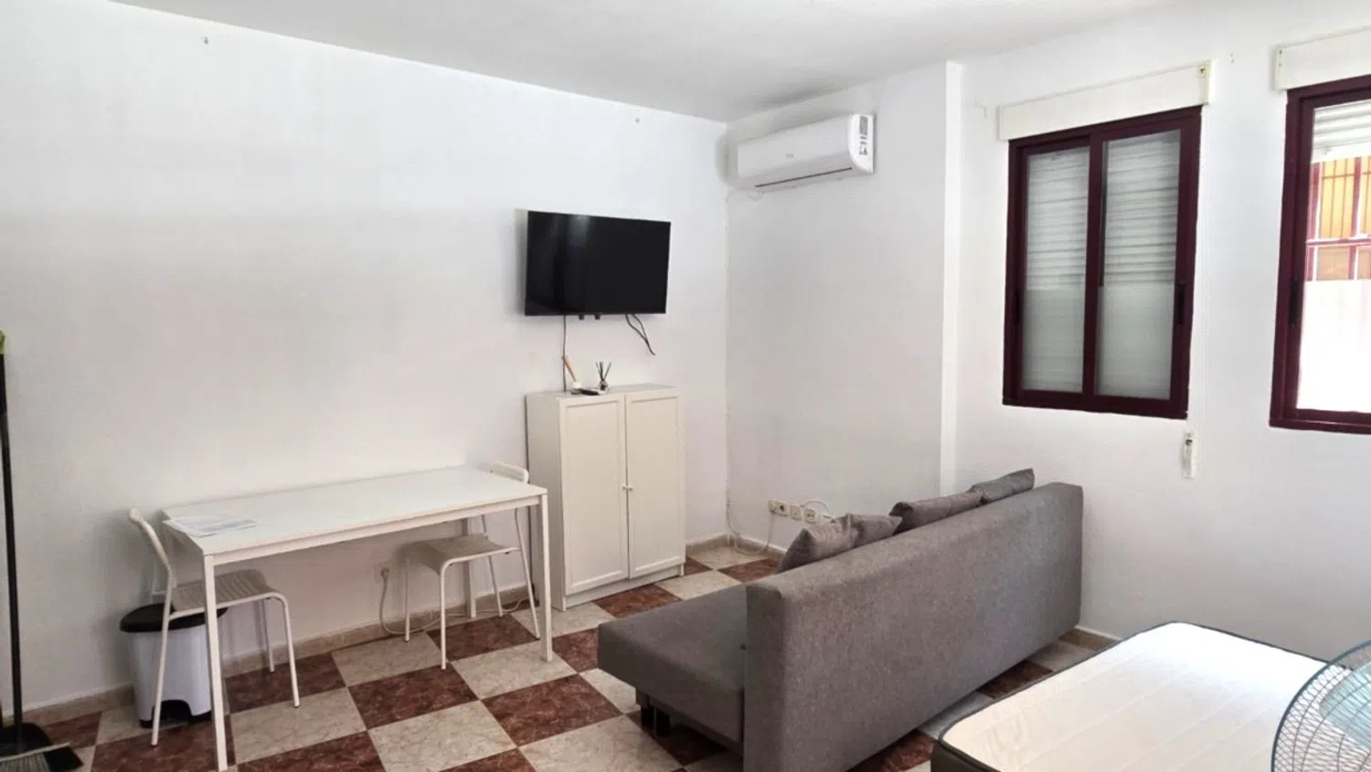 Estudio en calle de Román Alonso, 17 - Foto 3