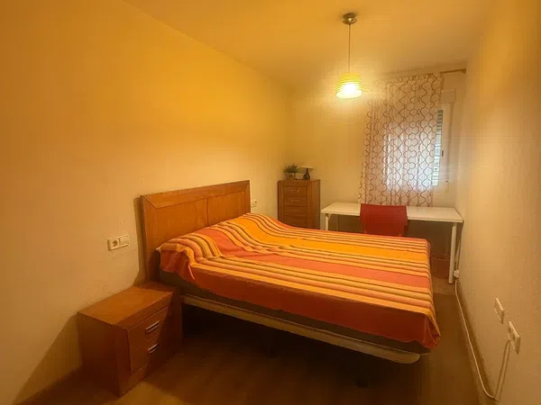 Piso en calle Jerónimo de Roda, 5 - Foto 5