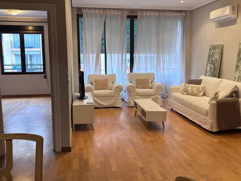 Piso en calle de Llorca, 12