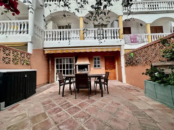 Chalet adosado en Arroyo de la Miel - Foto 12