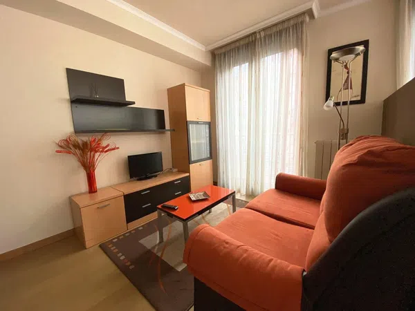 Estudio en calle da Ronda de Don Bosco, 52