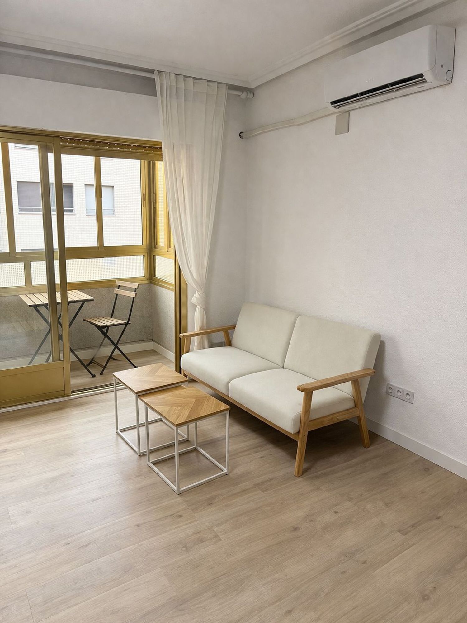 Estudio en calle de Robledo, 18 - Foto 1