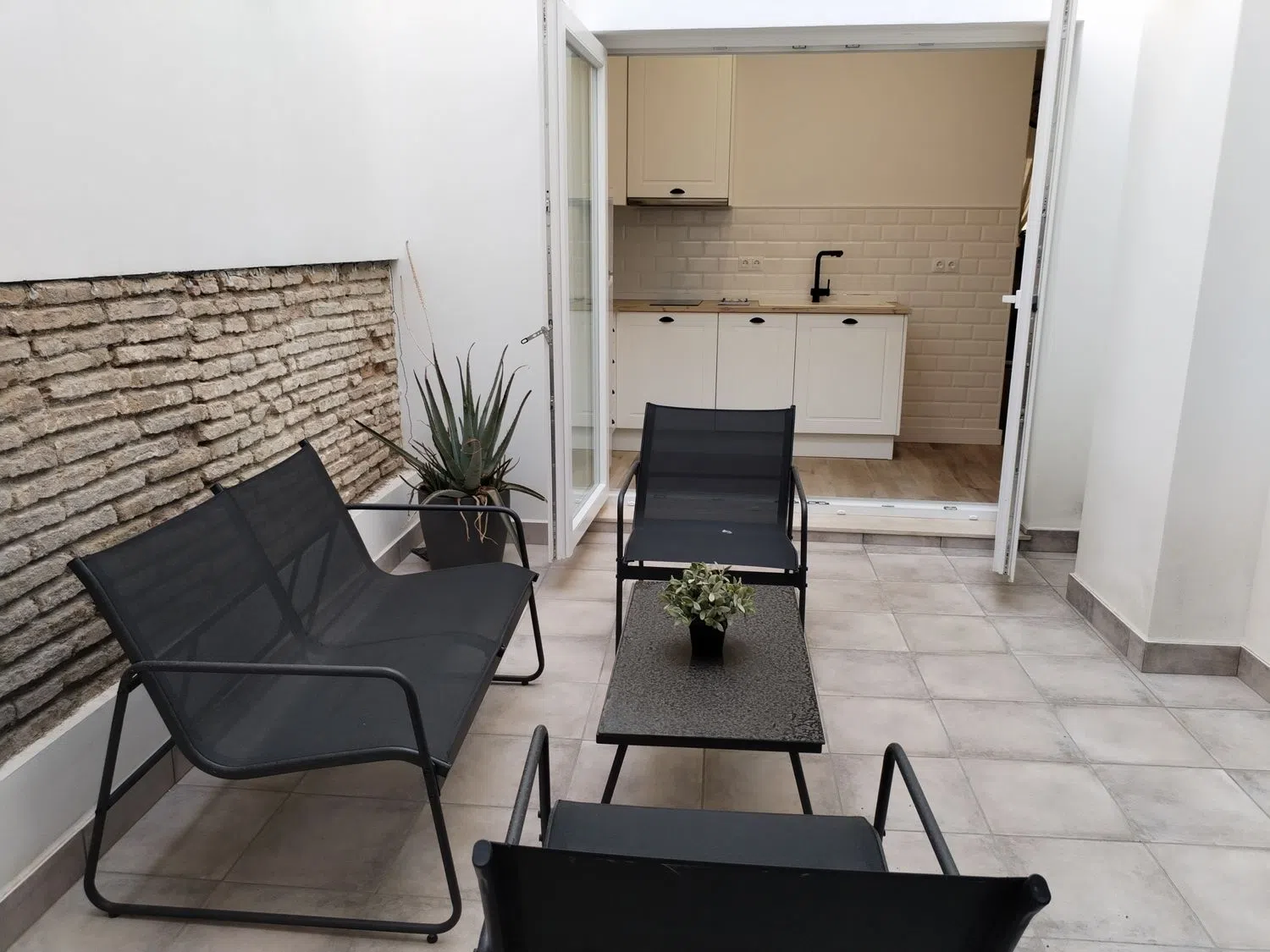 Estudio en Barrio El Molinillo - Capuchinos - Foto 9