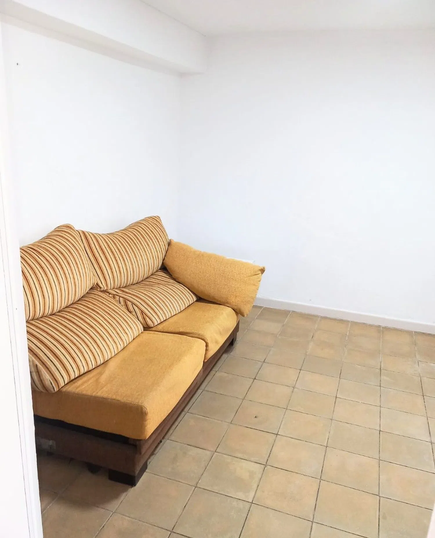 Piso en calle Algeciras, 120 - Foto 2