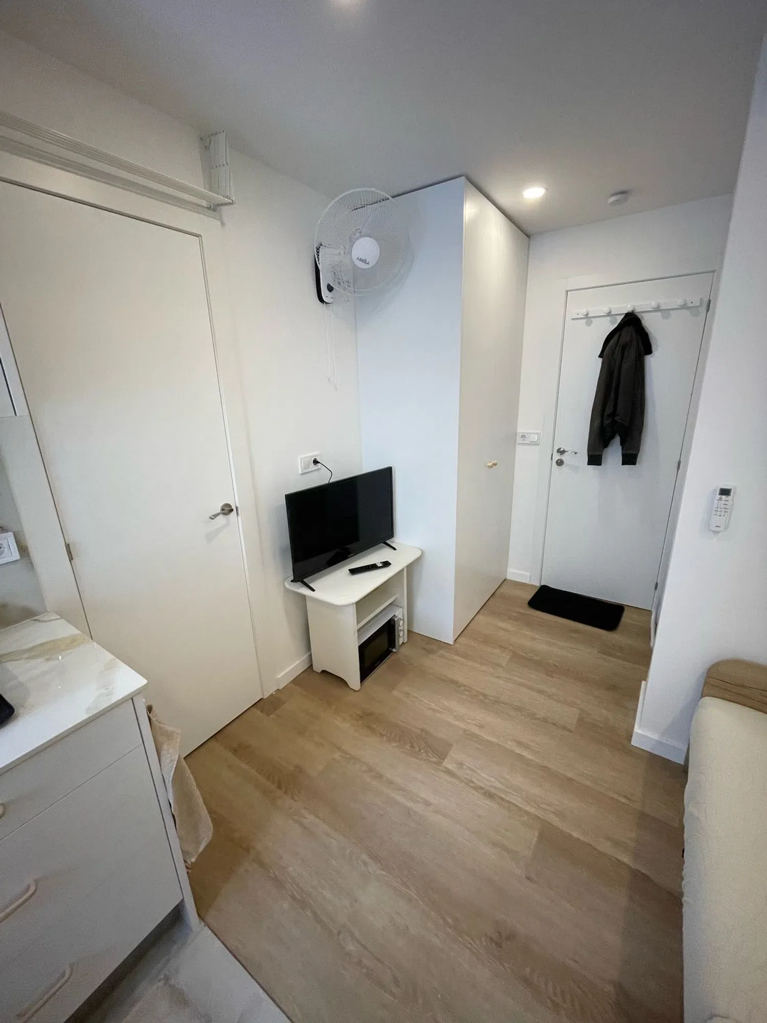 Estudio en Carrera de la Fonteta de Sant Lluís, 34 - Foto 9