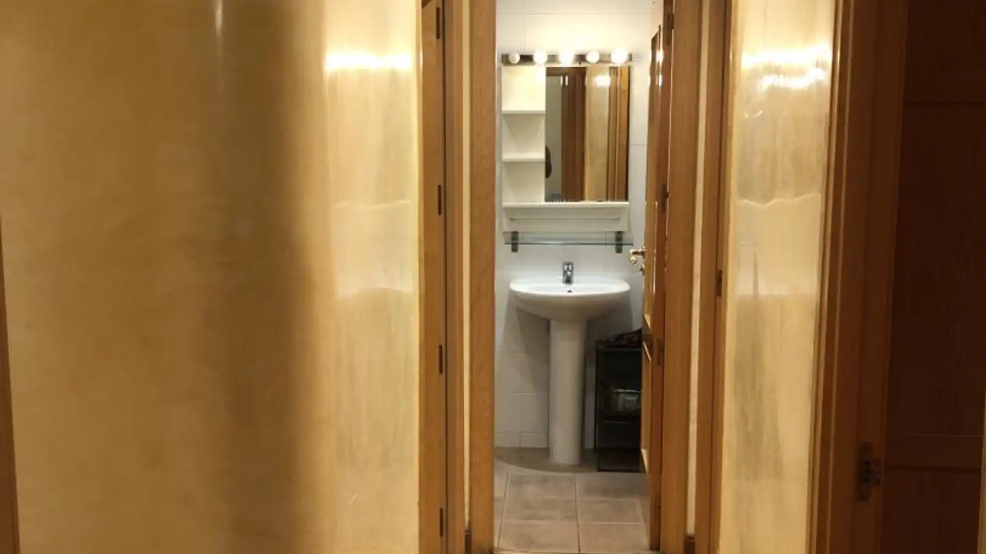 Piso en  Calle de Abel 9 - Foto 9