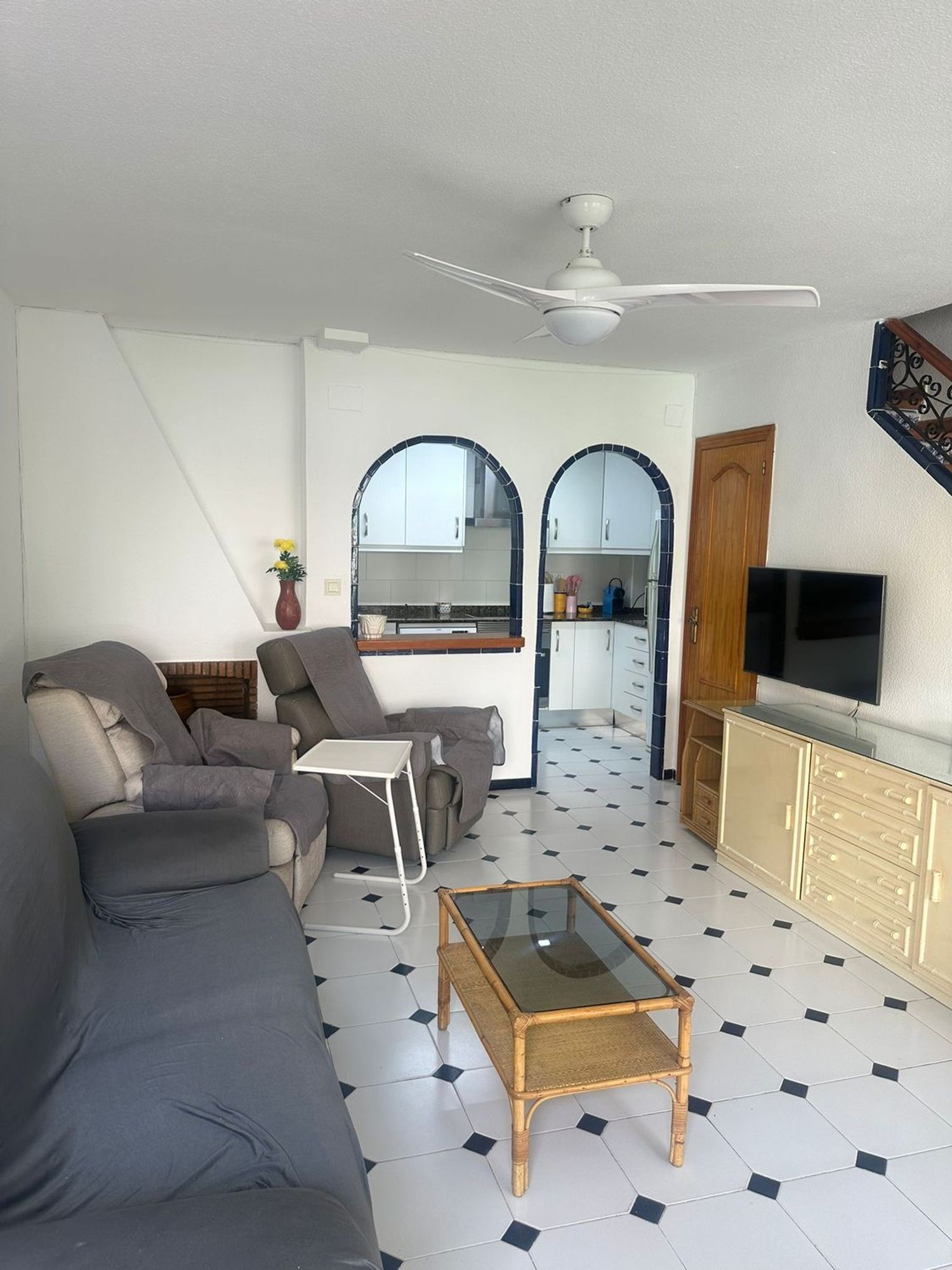 Chalet adosado en Avenida Santiago Bernabéu, 78 - Foto 2