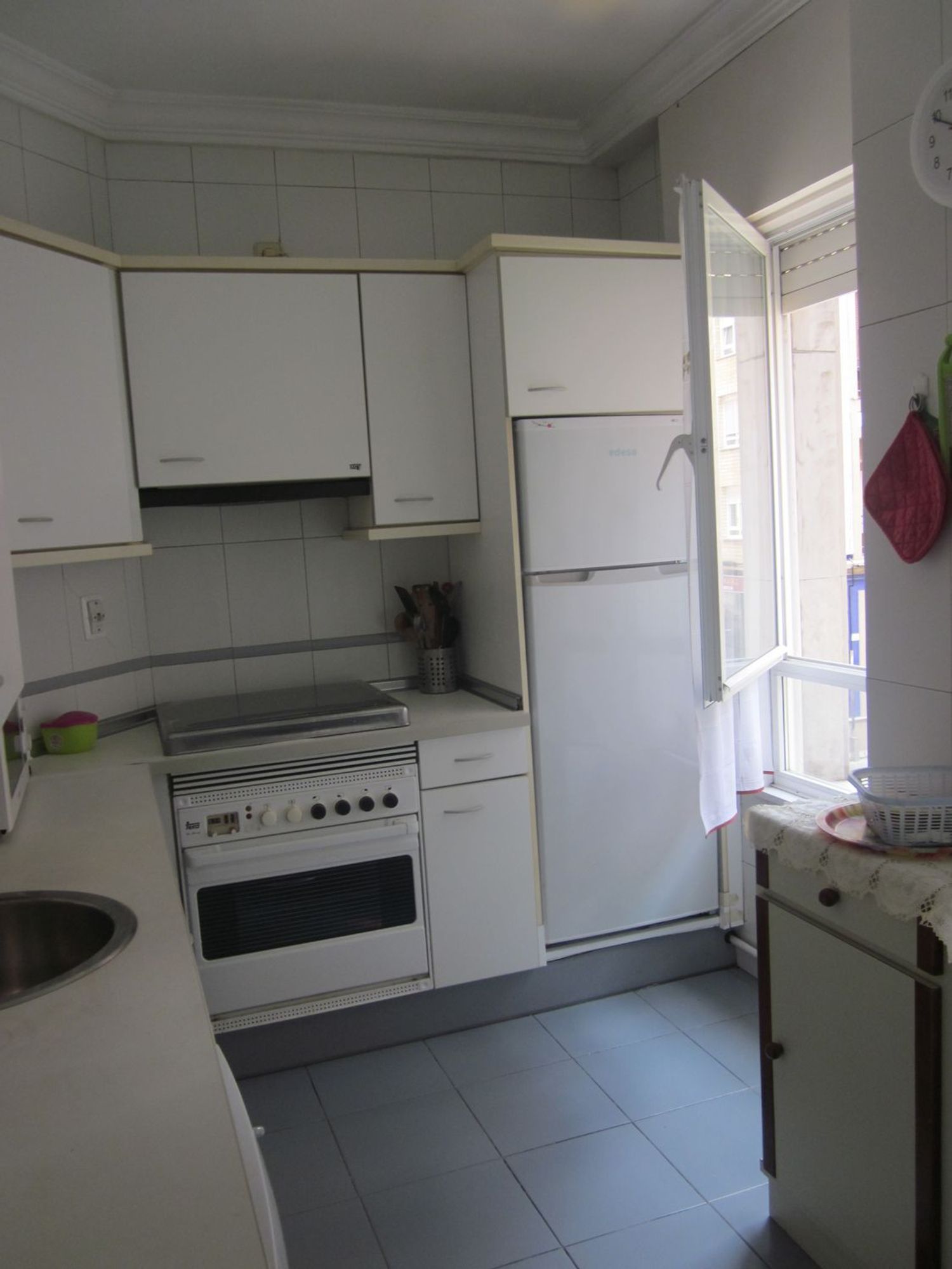 Piso en Calle Marqués de Casa Valdés, 101, Centro - San Lorenzo - Foto 7