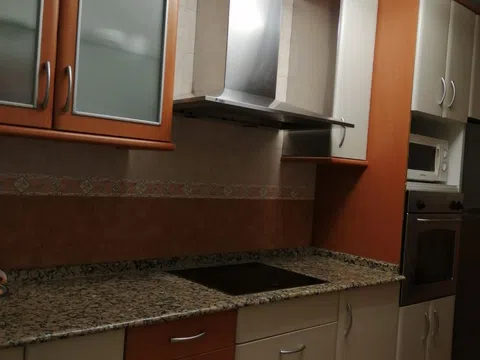 Piso en ronda de Outeiro, 216