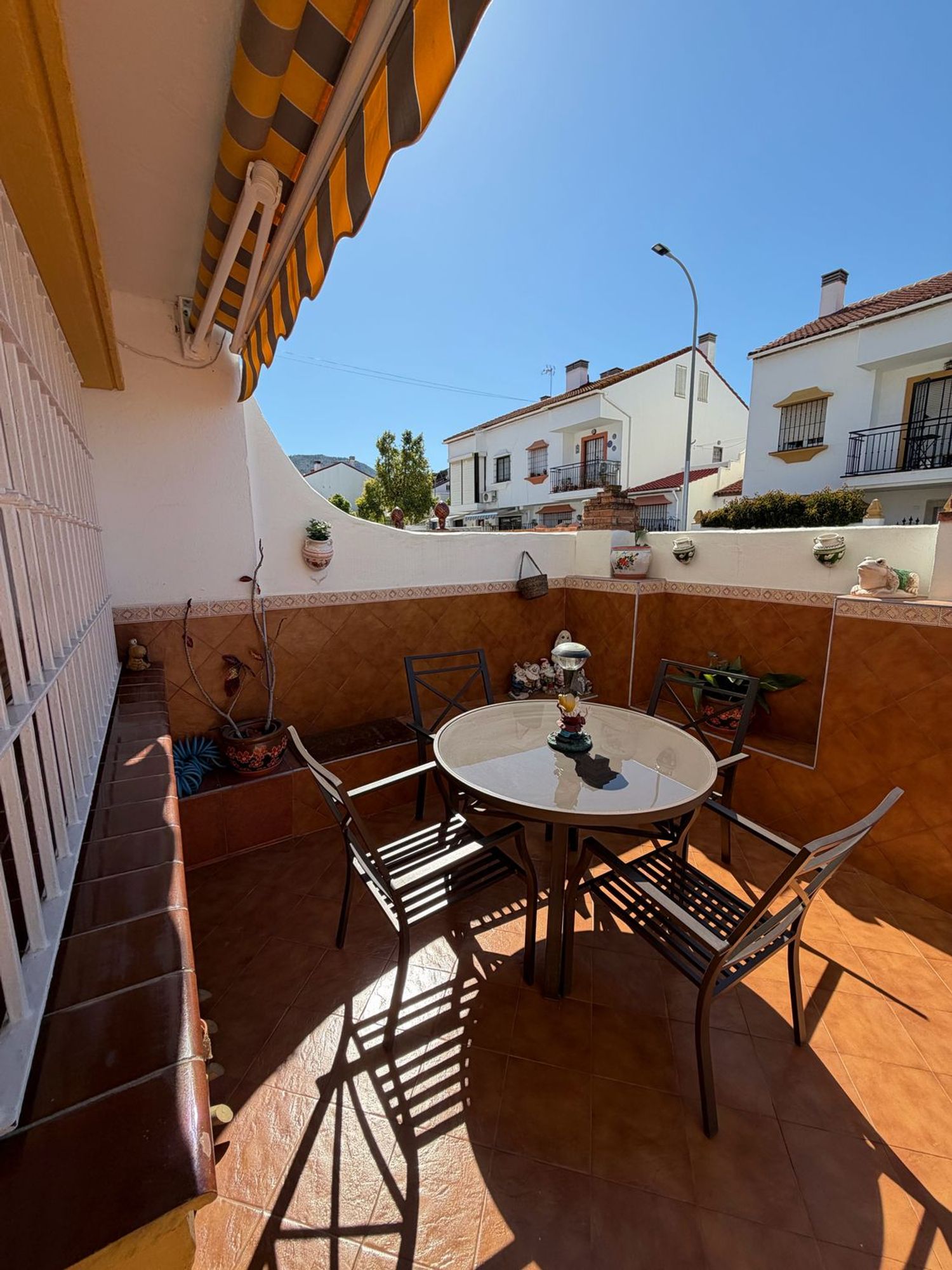 Chalet pareado en calle Eco de Málaga, 28 - Foto 1