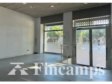 Local comercial en  Avenida Francesc Macià - Foto 13